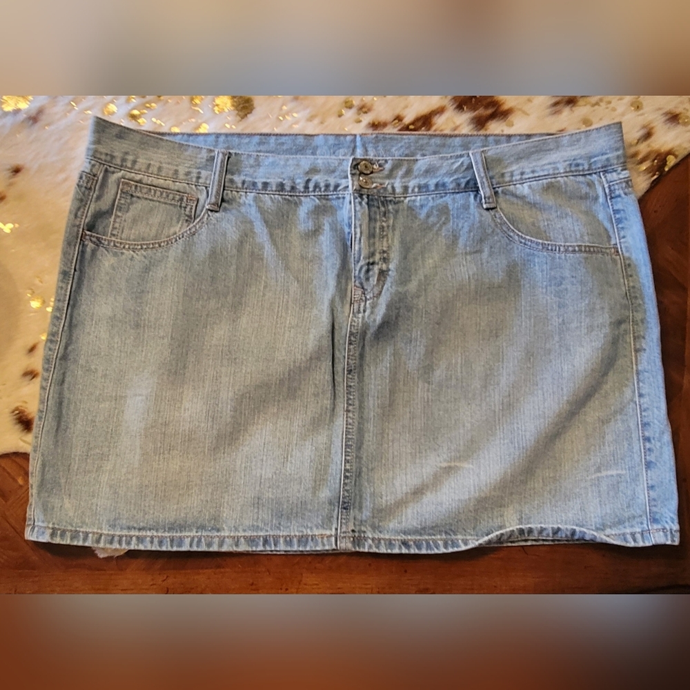 Woman's Old Navy Jean Mini Skirt Plus Size